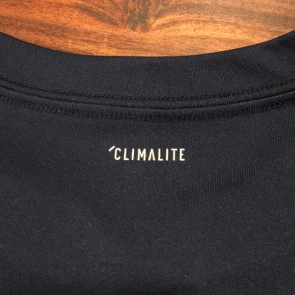 Adidas Boys Tee Size M - Picture 3 of 6